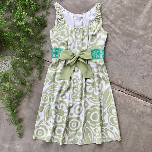 Beth Bowley Dresses & Skirts - Beth Bowley • Floral Embroidered White Green Dress